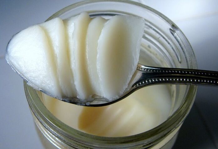 pork fat to make a homemade ointment for the treatment of fungus on the feet
