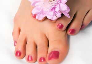 healthy toenails after treatment of fungal infections